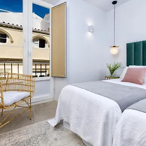 iloftmalaga-san-juan.hotelsinnerja.org/